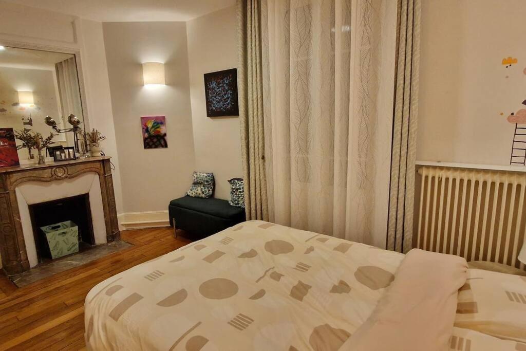 Appartement Magnifique De Charme Au Coeur De Paris